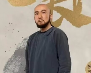 于振甲简介