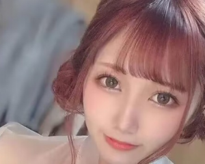爱音乐她R
